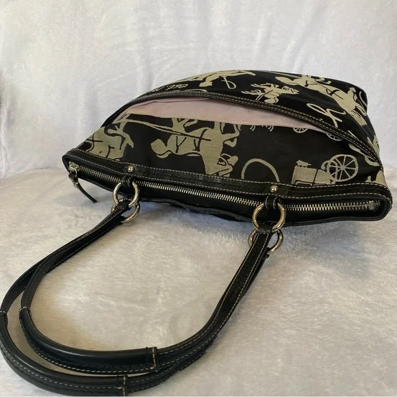 Coach Y2k City Zip Horse and Carriage Tote Bag - Picture 6 of 9